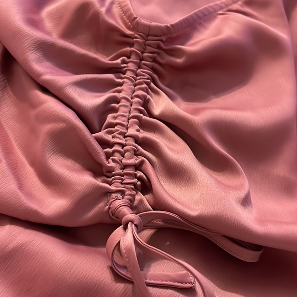 Lane Bryant 30/32 “Mesa Rose” pink satiny camisole with ruched detail - Picture 10 of 16